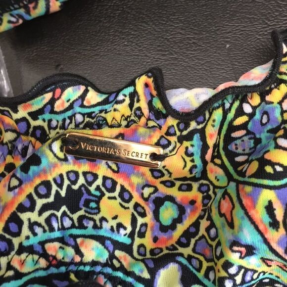 NEW ❤️VICTORIA SECRET SWIMSUIT - Picture 5 of 6